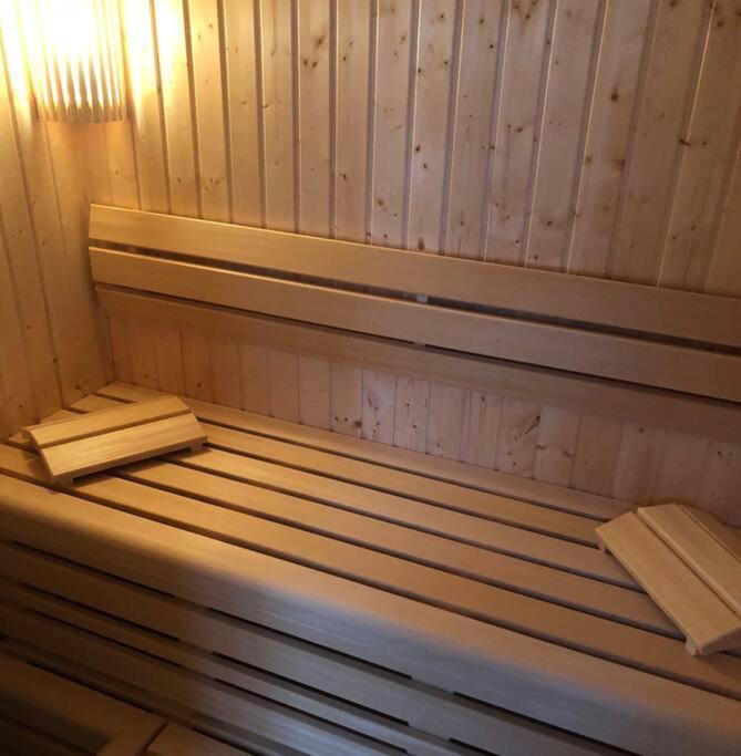 Reetdachhaus Seasons Mit Kamin & Sauna Groß Schwansee Esterno foto